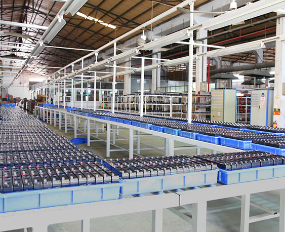 Reliable backward integrated supply chain